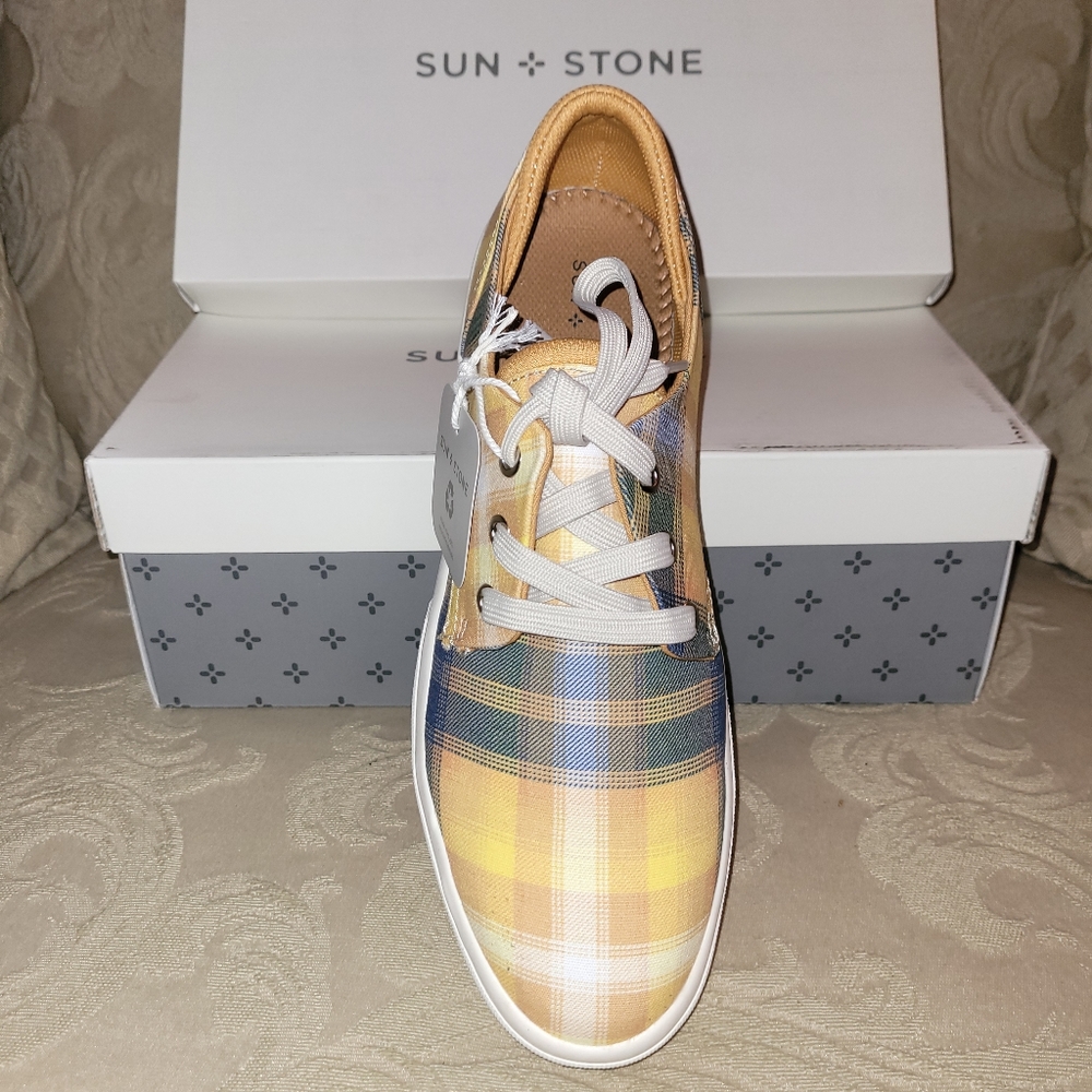 Sun + Stone - Picture 2 of 4